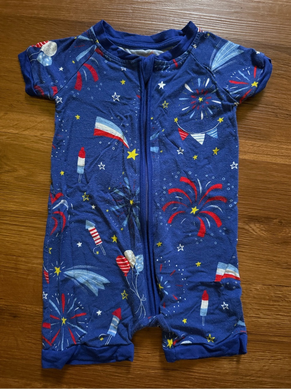 Bamboo Viscose Infant Short Sleeve One-Piece Romper in Navy Firework Print